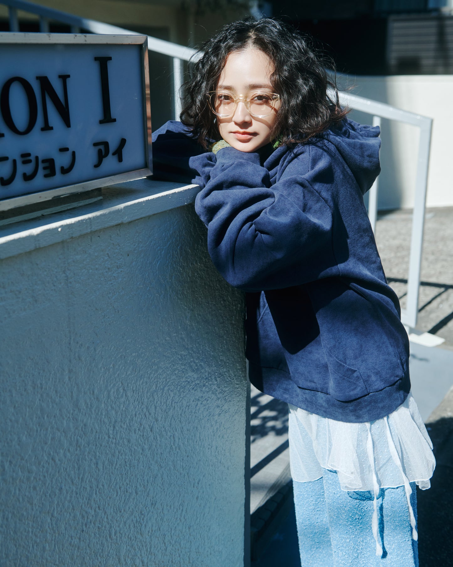 Washed Rough Silhouette Hoodie