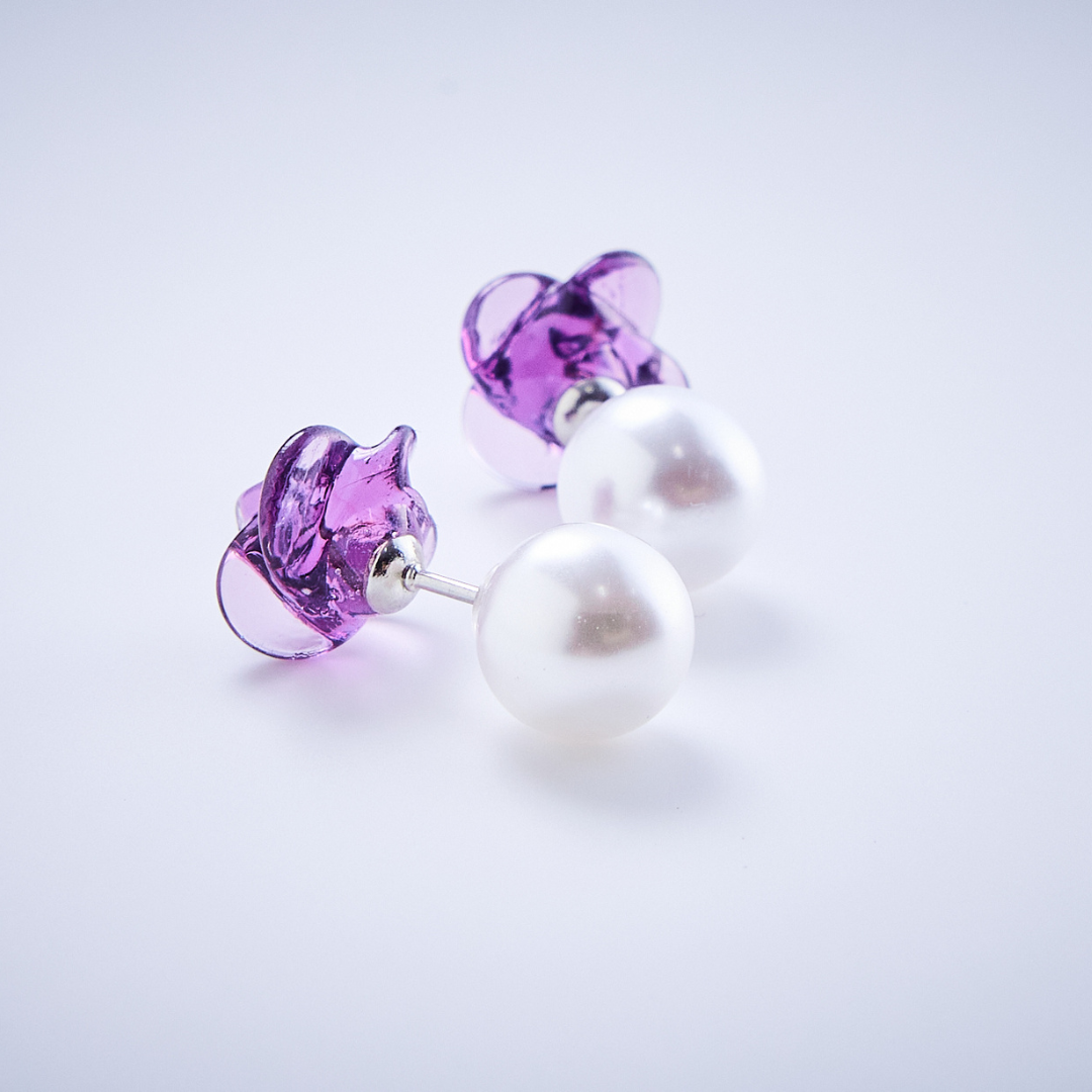 Vintage Glass Flower Pierce