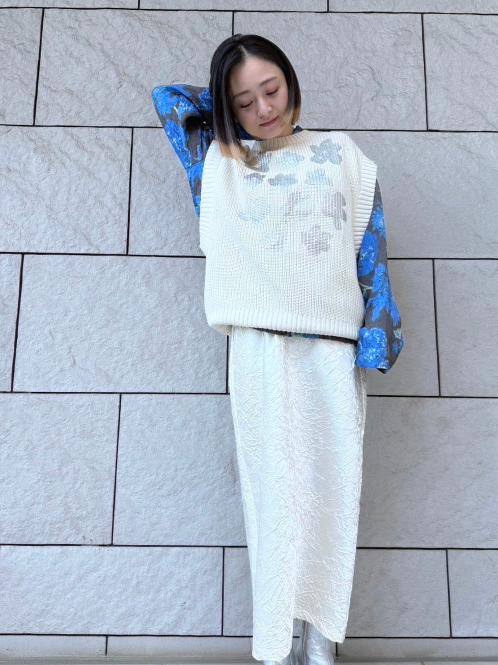 Metallic Flower Knit Vest