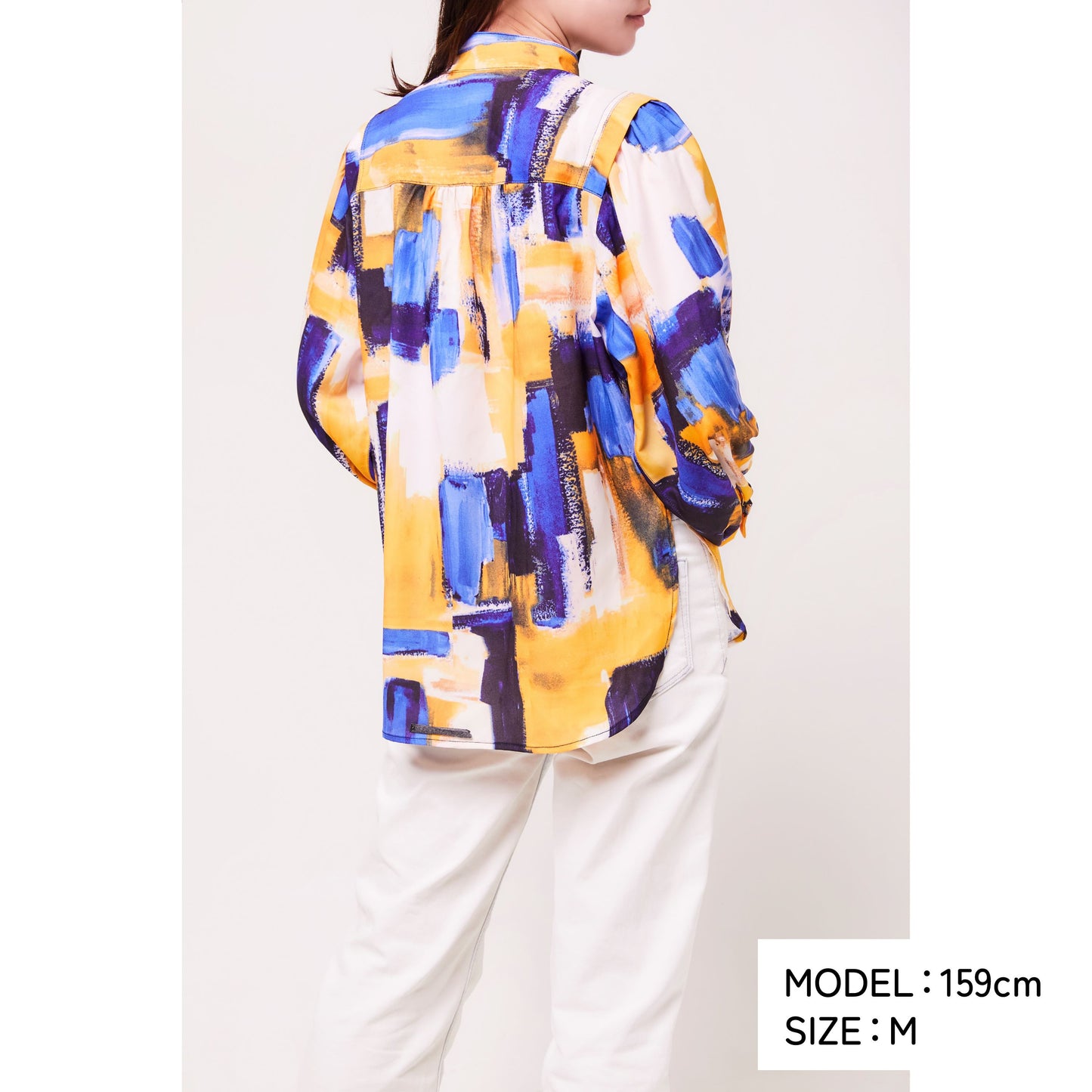 VOLUME SLEEVE BLOUSE