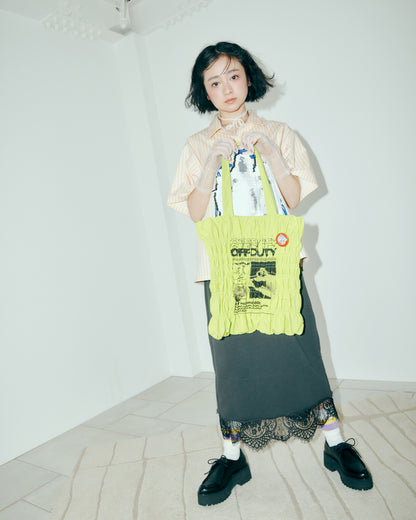 Graphic Shirring Tote Bag <缶バッジ付き>