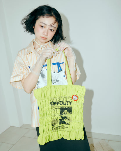 Graphic Shirring Tote Bag <缶バッジ付き>