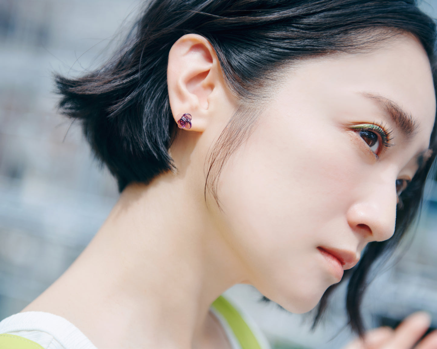 Vintage Glass Flower Pierce