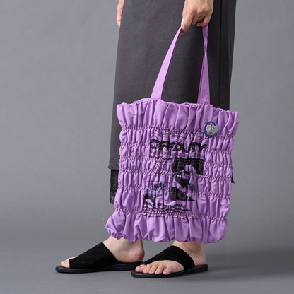 Graphic Shirring Tote Bag <缶バッジ付き>
