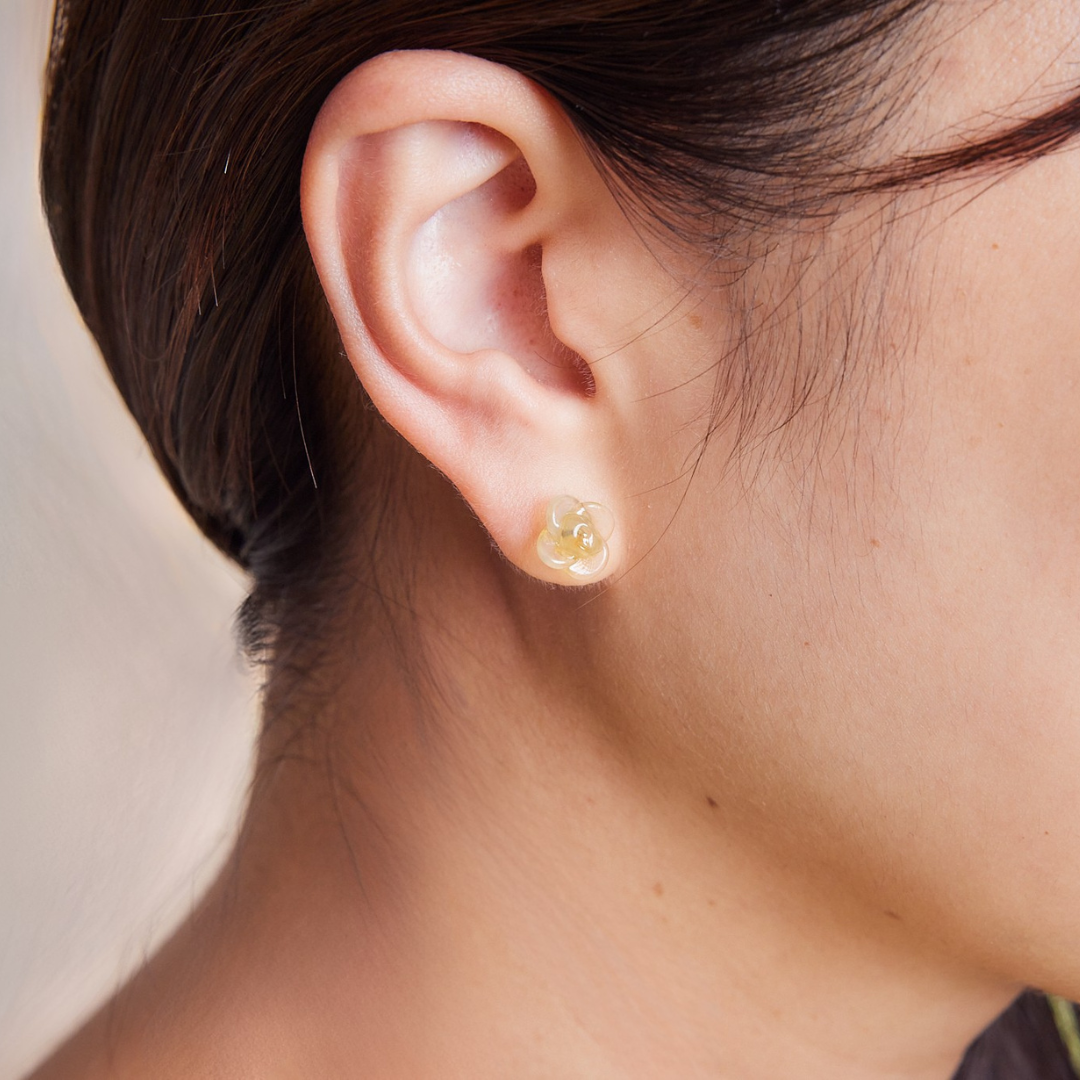 Vintage Glass Flower Pierce
