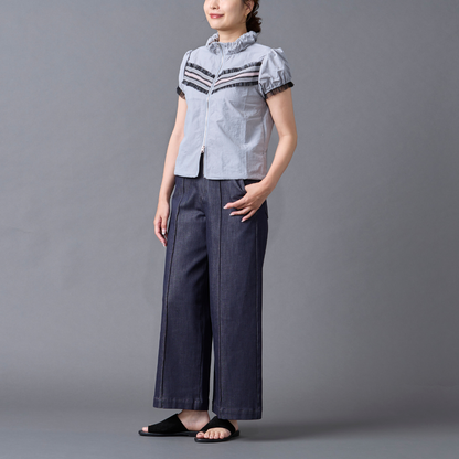 Frill Line Zip Tops