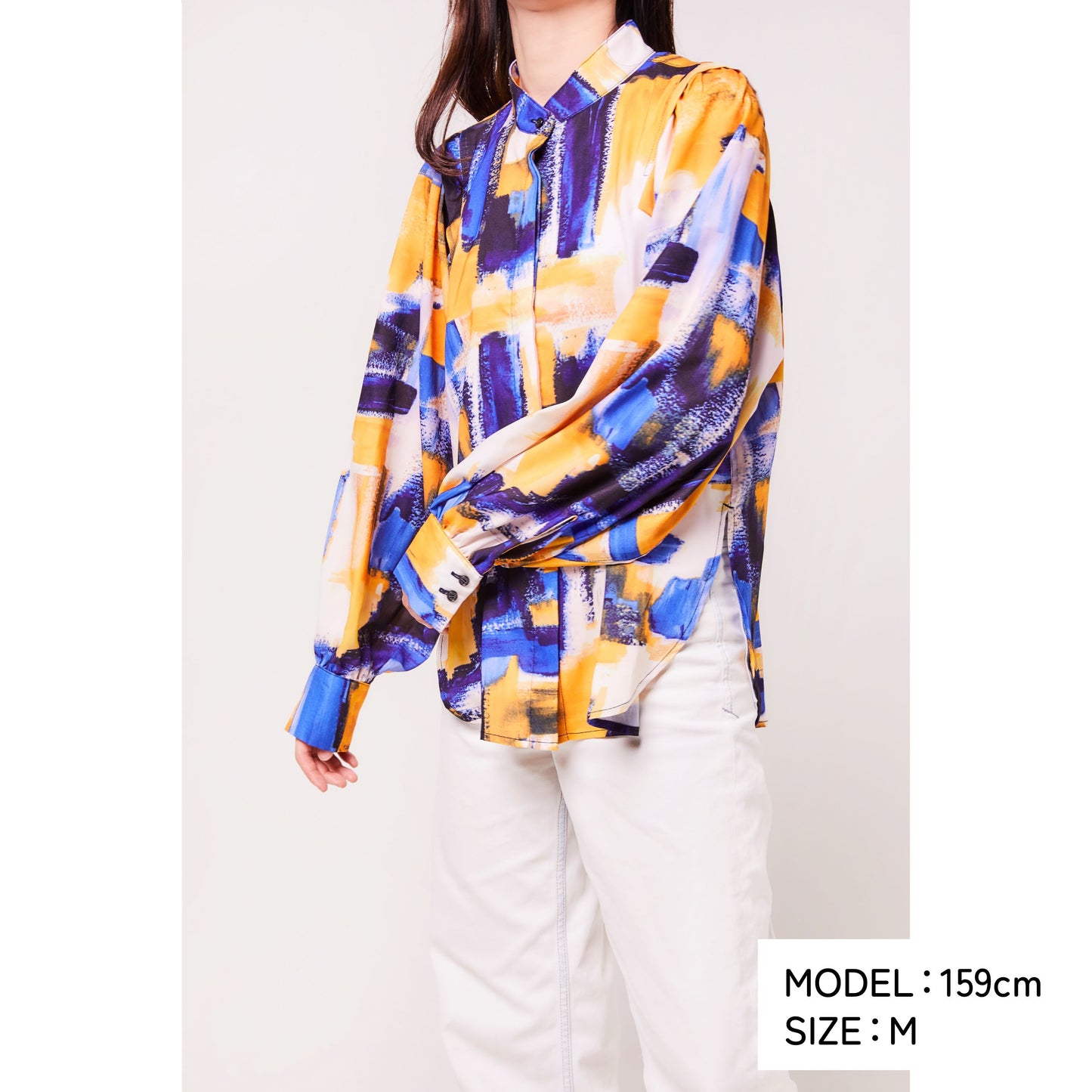 VOLUME SLEEVE BLOUSE
